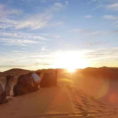 Les Roches Desert Camp Merzouga Exterior photo