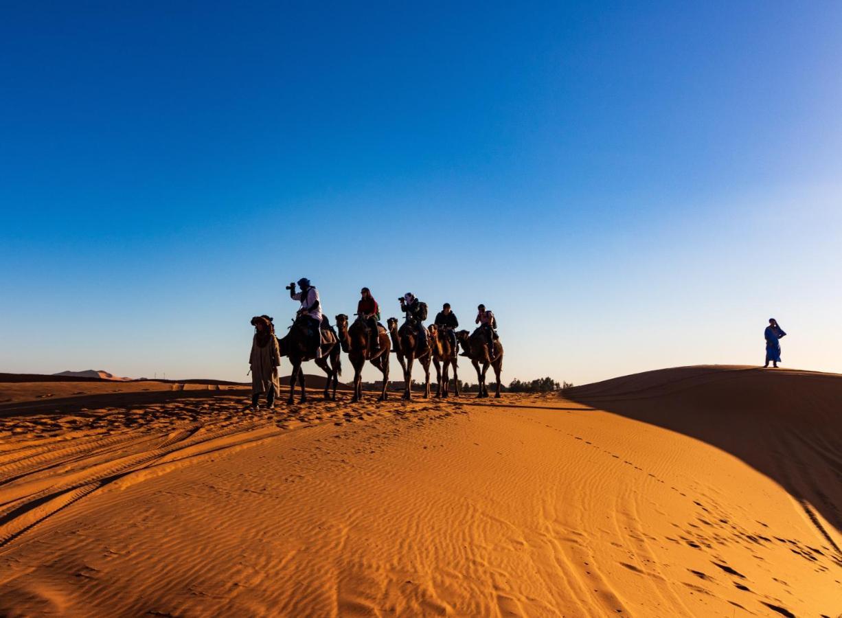 Les Roches Desert Camp Merzouga Exterior photo